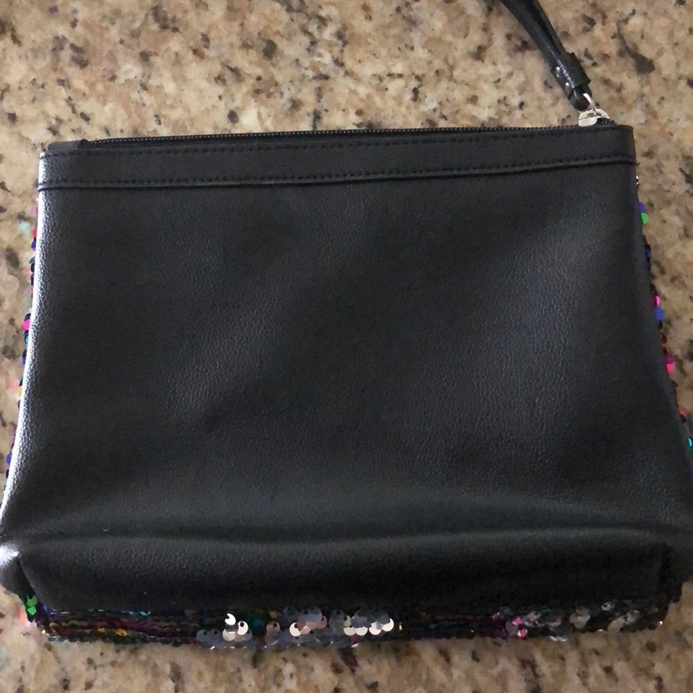 Victoria’s Secret bag - Picture 3 of 5